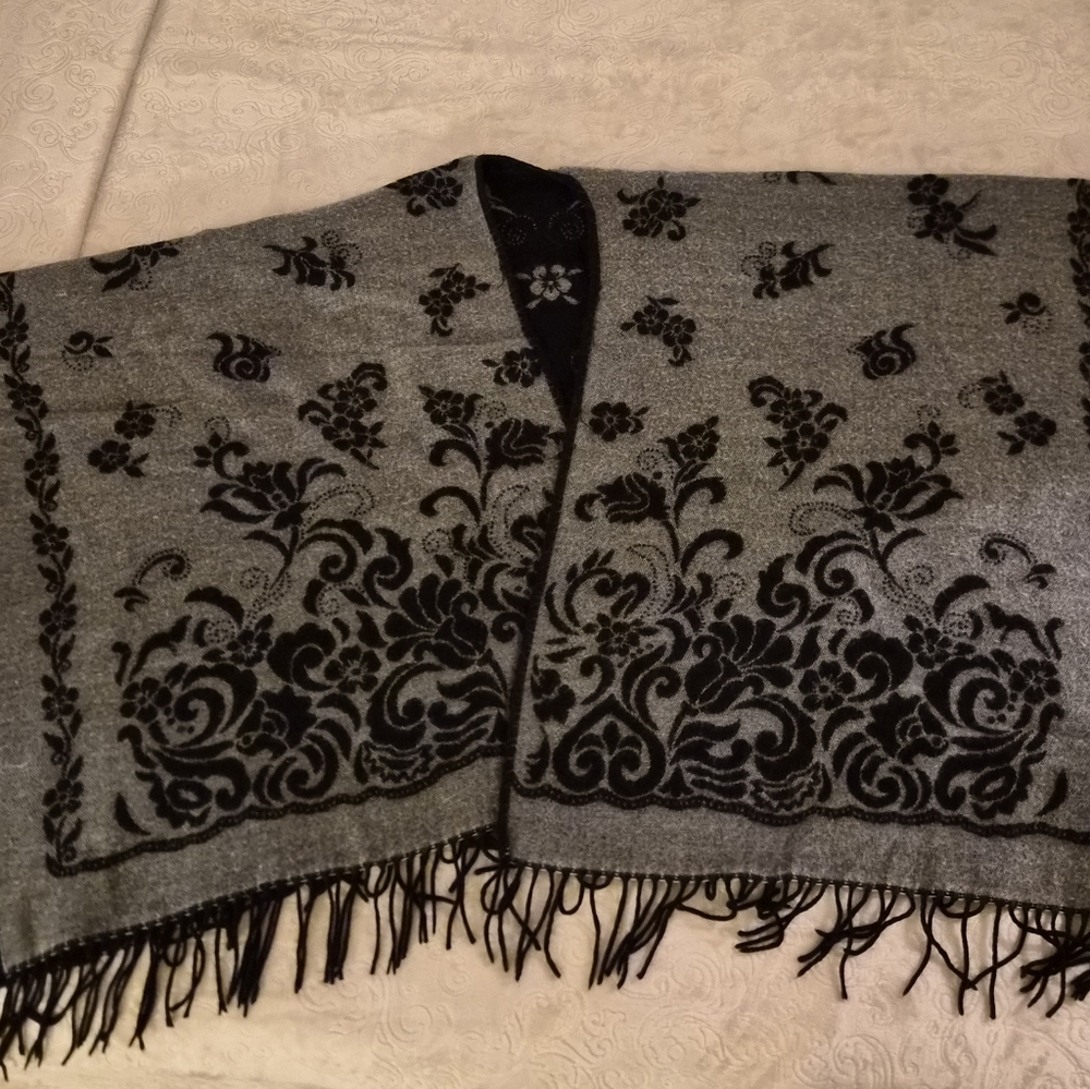 Elegant Black and Gray Floral Shawl